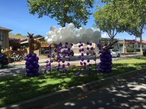 purple rain balloon art