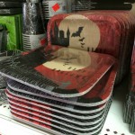 red halloween plates