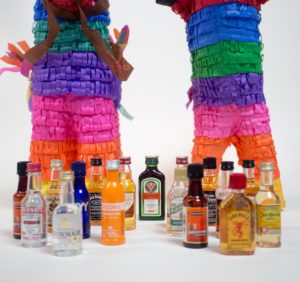 adult-pinata-with-small-alcohol-bottles